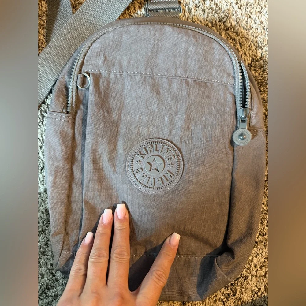 Kipling single shoulder backpack - Picture 2 of 6